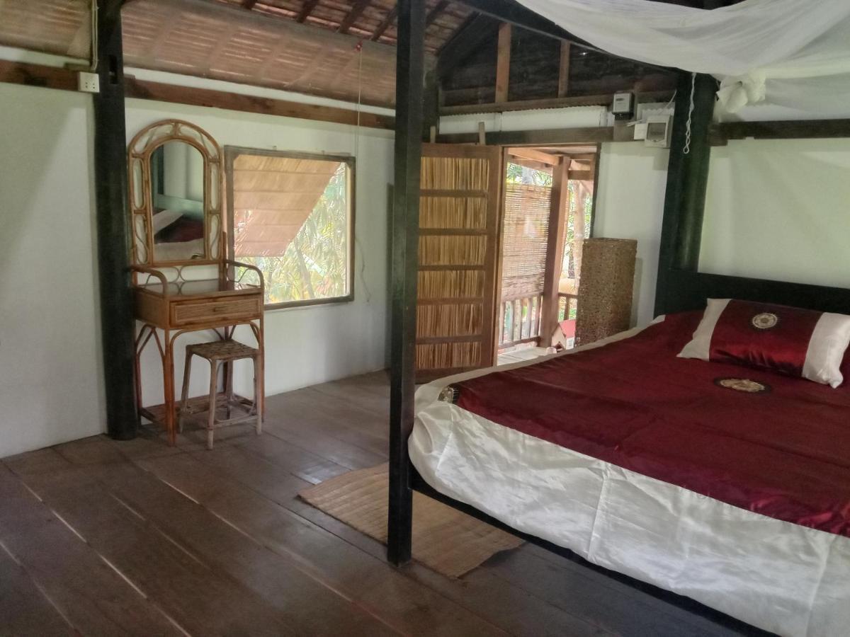 O'Hamok Family Homestay Battambang Exterior photo
